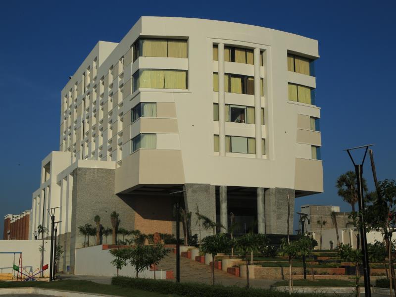 Dhanalakshmi Srinivasan Hotels Perambalur Bagian luar foto